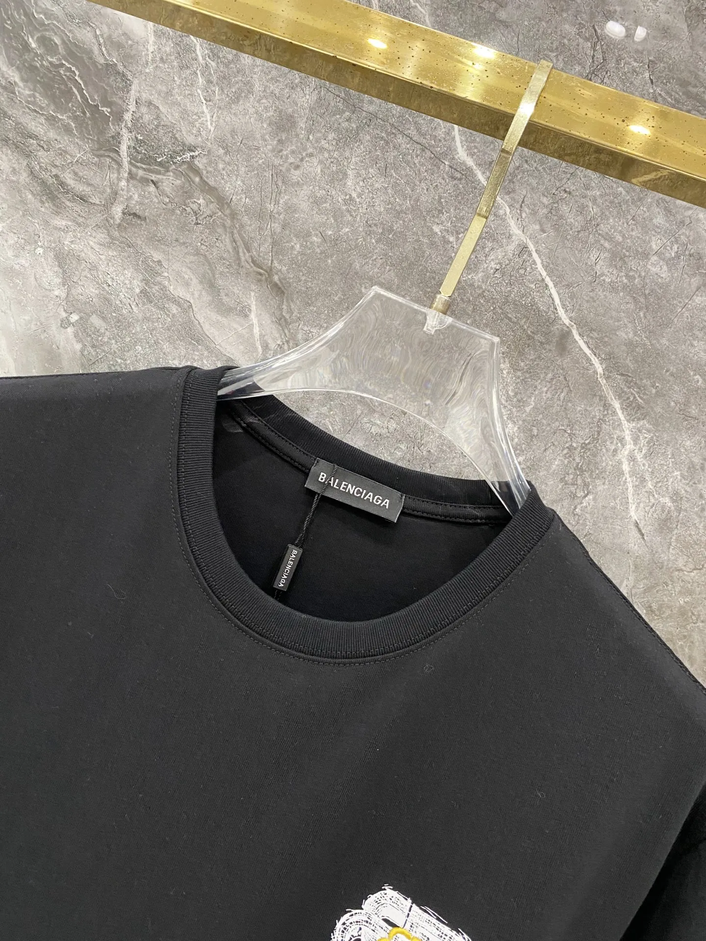 Classic logo ， Quality Original ， ， ， Premium 。 ！ Sizes: S-2XL :300g